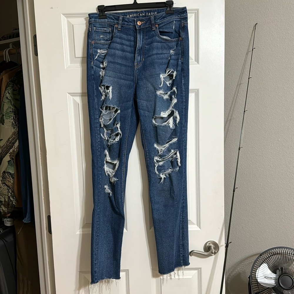 American Eagle- mom jeans